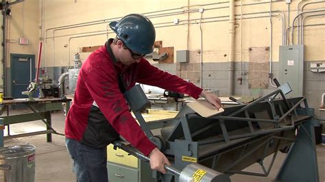 sheet metal worker journeyman|journeyman sheet metal vs roofer.